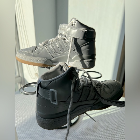 Ivy Park x Adidas "Icy Park" - Size Size 5 New - Picture 3 of 6